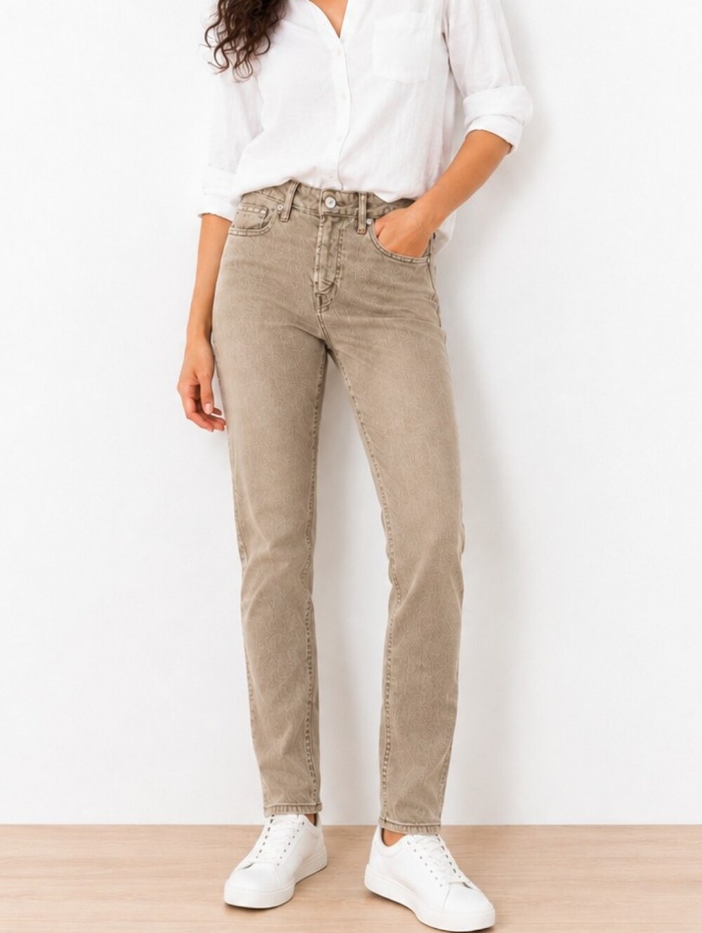 American Eagle Next Level Flex Taupe Tapered Jeans Women's 29
